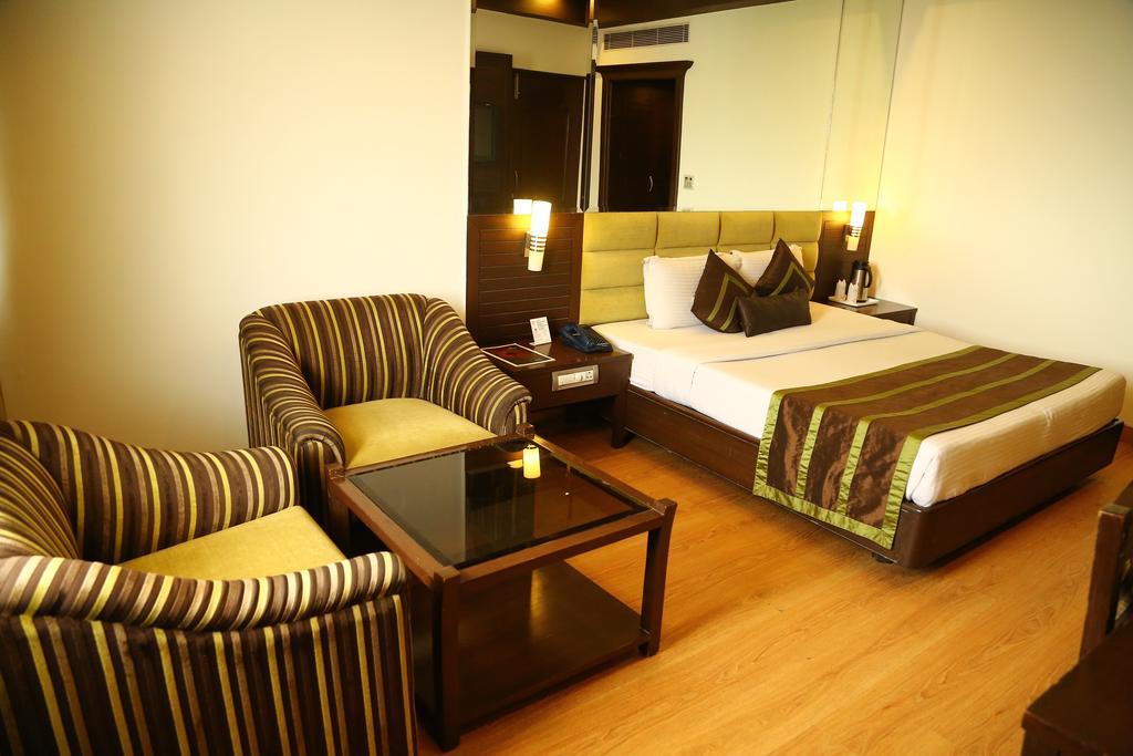 Hotel Park Grand Chandīgarh Zewnętrze zdjęcie