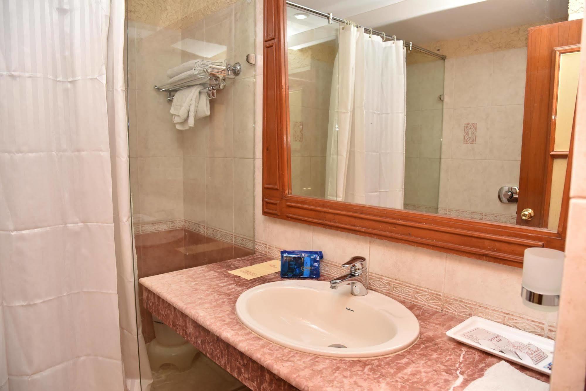 Hotel Park Grand Chandīgarh Zewnętrze zdjęcie
